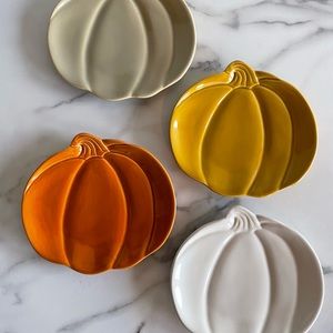 Pumpkin Plates